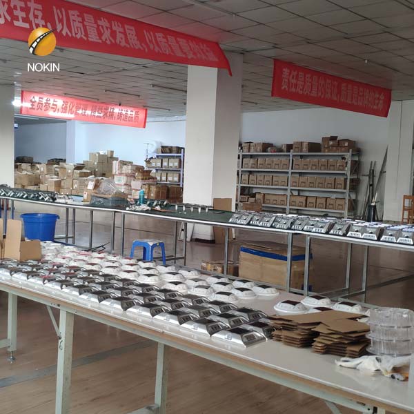 High Quality Solar Aluminum Road Stud Factory and Suppliers 